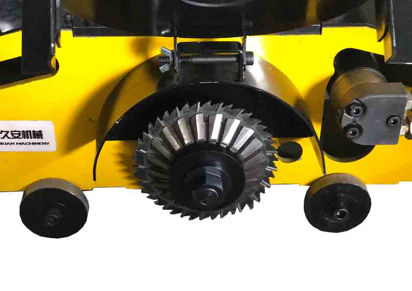 爬管機(jī) 爬管機(jī)