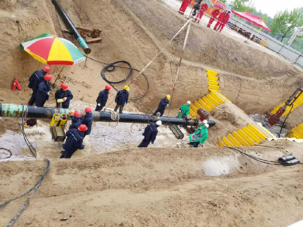 液壓管道切割坡口機蘭鄭長鄭州段施工